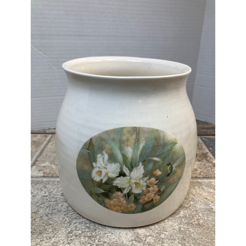 Vintage Ceramic‎ Planter Pot Hummingbird Floral Garden Motif White Rustic